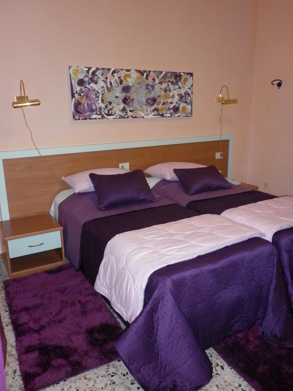 Hotel San Donnino ฟีเดนซา ห้อง รูปภาพ