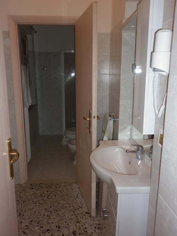 Hotel San Donnino ฟีเดนซา ห้อง รูปภาพ